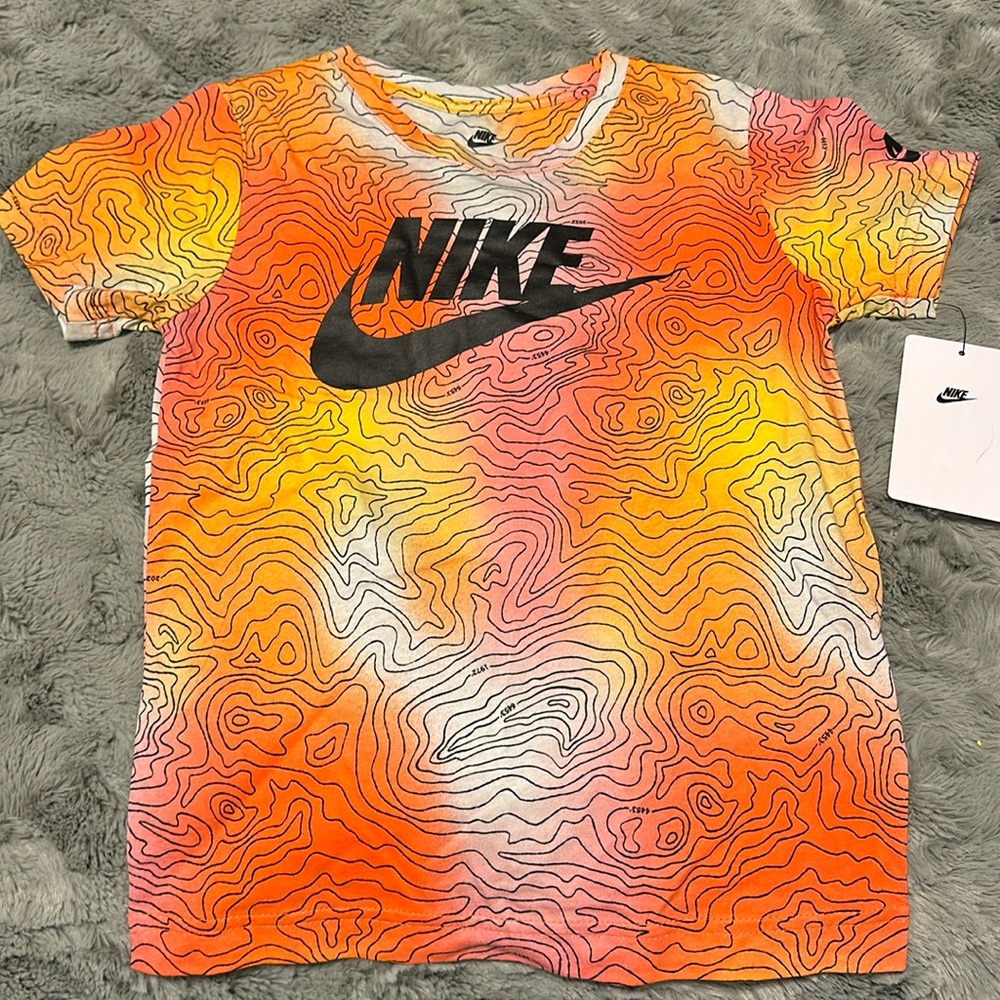 NWT Boys Nike swoosh Just Do It Tee